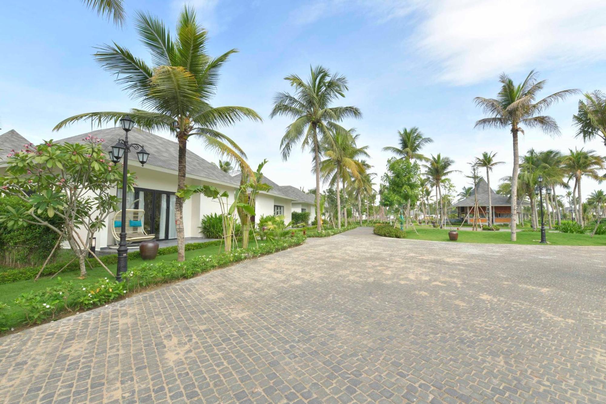 Cocoland Thu Xa Ancient Town Resort Куангнгай Экстерьер фото
