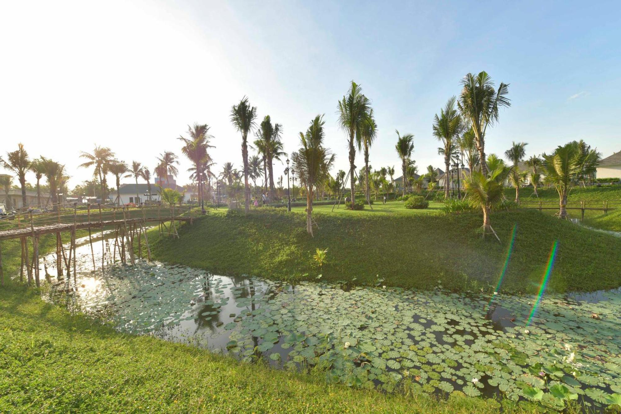 Cocoland Thu Xa Ancient Town Resort Куангнгай Экстерьер фото