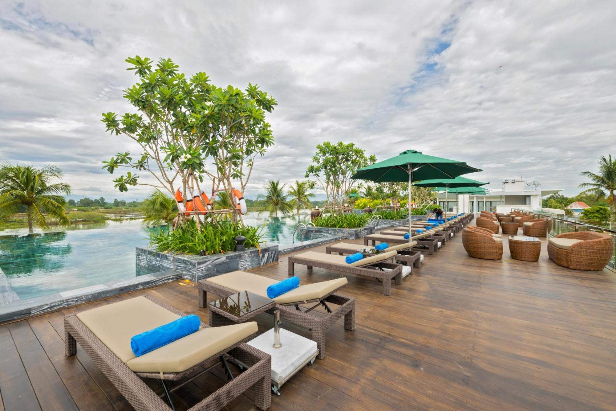 Cocoland Thu Xa Ancient Town Resort Куангнгай Экстерьер фото